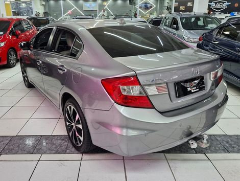 Honda Civic Sedan EXS 1.8/1.8 Flex 16V Aut. 4p