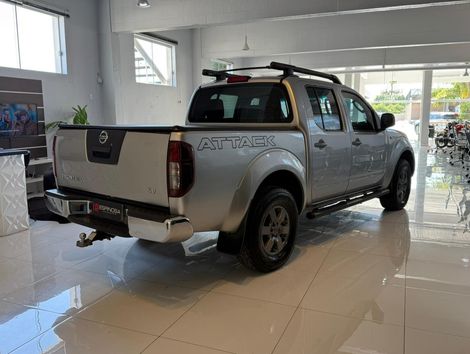 Nissan Frontier SV AT. CD 4x4 2.5 TB Dies. Aut.