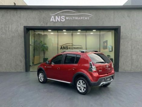 Renault SANDERO STEPWAY Hi-Flex 1.6 16V 5p Aut.