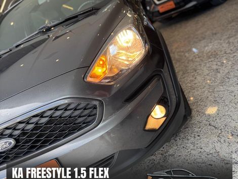 Ford Ka 1.5 FreeStyle 12V Flex 5p Aut.