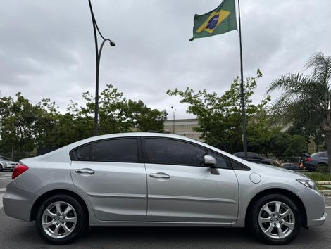 Honda Civic Sedan EXS 1.8/1.8 Flex 16V Aut. 4p