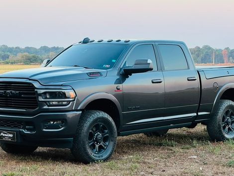 RAM 3500 LIMITED LONGHORN 6.7 TB CD Diesel