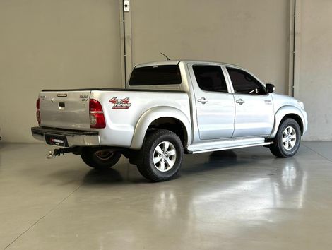 Toyota Hilux CD SRV D4-D 4x4 3.0 TDI Diesel Aut