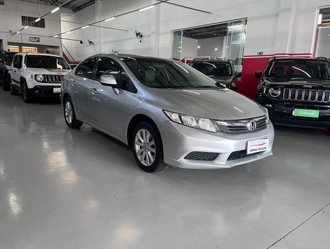 Honda Civic Sedan LXS 1.8/1.8 Flex 16V Aut. 4p