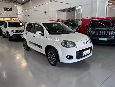 Fiat UNO SPORTING 1.4 EVO Fire Flex 8V 4p