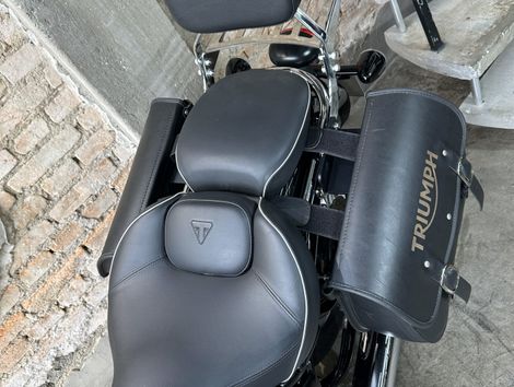 TRIUMPH BONNEVILLE SPEEDMASTER 1200cc