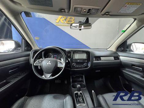 Mitsubishi OUTLANDER 2.0 16V 160cv Aut.
