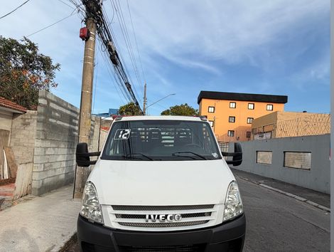 IVECO DAILY CHASSI 35S14 2p (diesel)