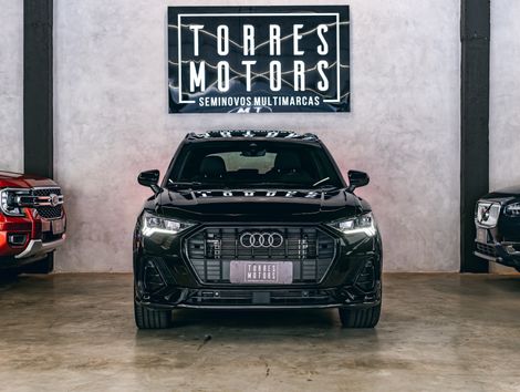 Audi Q3 Perf. Black 2.0 TFSI Tiptr. Quattro