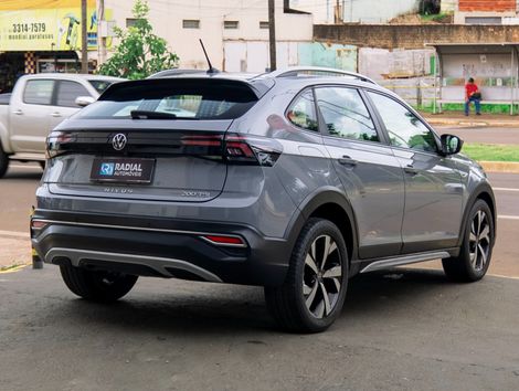 VolksWagen Nivus Highline 1.0 200 TSI Flex Aut.