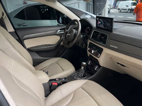 Audi Q3 2.0 TFSI Quat. 211/220cv S-tronic 5p