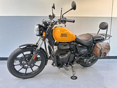 Royal Enfield Meteor 350 Fireball 
