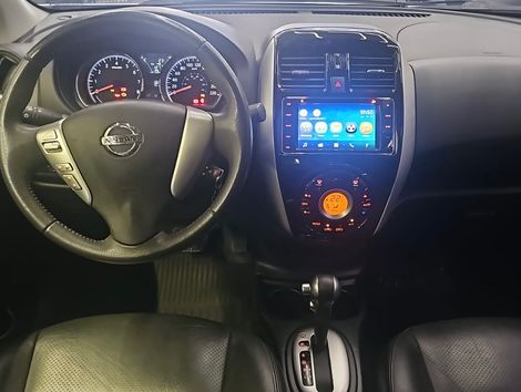 Nissan VERSA SL 1.6 16V FlexStart 4p Aut.