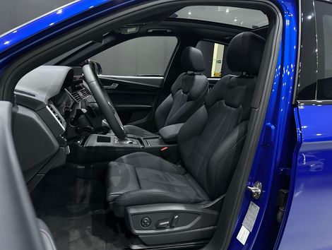 Audi Q5 S-Line Black 2.0 TFSI Quat. S-Tronic