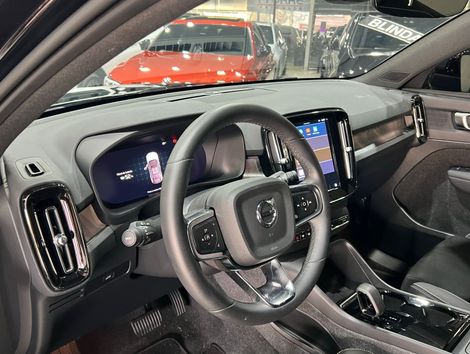 Volvo C40 Recharge Plus (Elétrico)