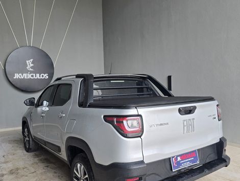 Fiat Strada Volcano 1.3 Flex 8V CD Aut.