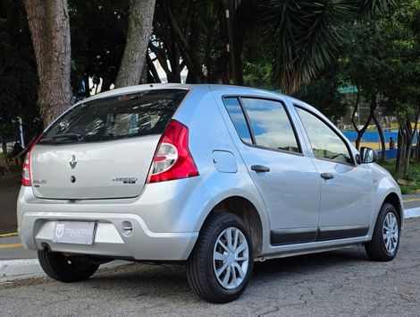 Renault SANDERO Expression Hi-Flex 1.0 16V 5p