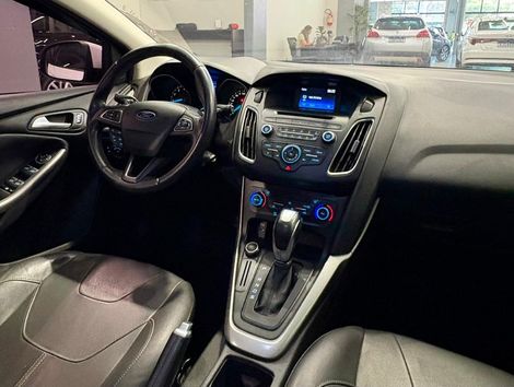 Ford Focus 2.0 16V/SE/SE Plus Flex 5p Aut.