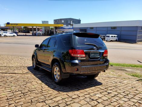 Toyota Hilux SW4 4x4 3.0 8V TB Diesel