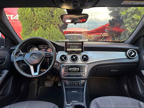 Mercedes GLA 200 Advance 1.6/1.6 TB 16V Flex Aut.