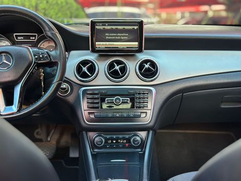 Mercedes GLA 200 Advance 1.6/1.6 TB 16V Flex Aut.