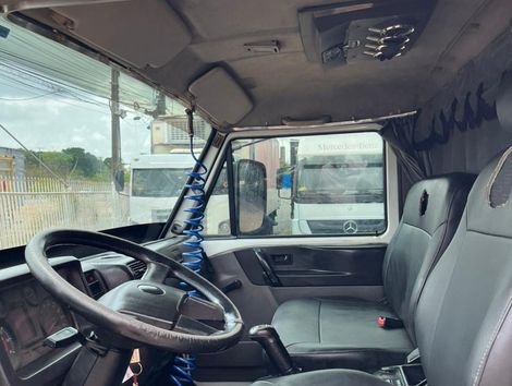 VOLKSWAGEN 8-160 E Delivery 2p (diesel)(E5)