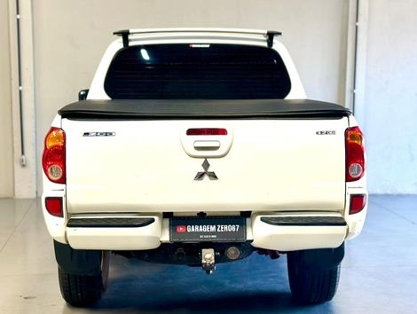 Mitsubishi L200 Triton HPE 3.2 CD TB Int.Diesel Aut