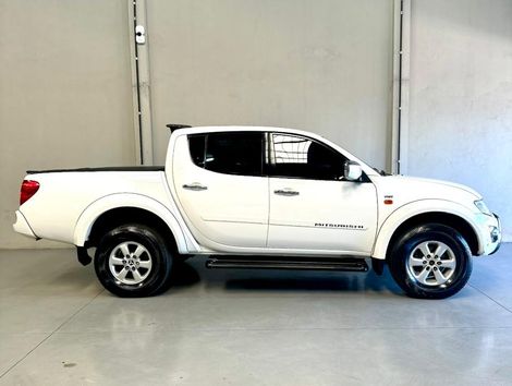 Mitsubishi L200 Triton HPE 3.2 CD TB Int.Diesel Aut
