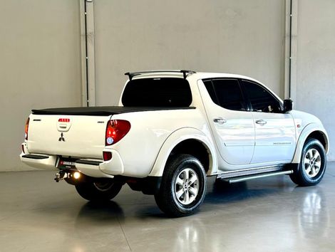 Mitsubishi L200 Triton HPE 3.2 CD TB Int.Diesel Aut