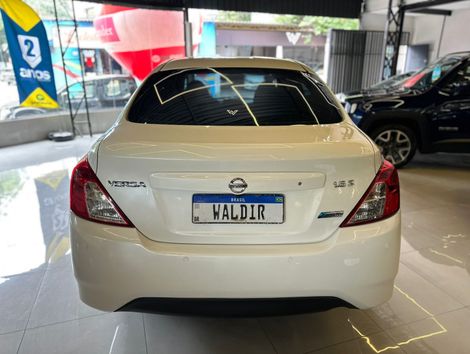 Nissan VERSA SV 1.6 16V FlexStart 4p Aut.
