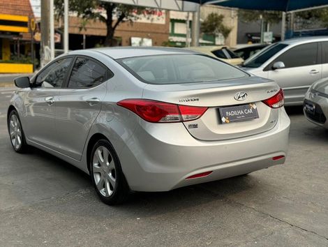 Hyundai Elantra GLS 1.8 16V Aut.