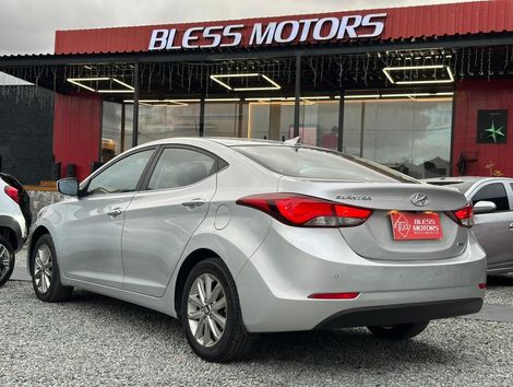 Hyundai Elantra GLS 2.0 16V Flex Aut.