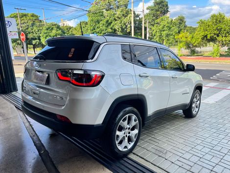 Jeep COMPASS LONGITUDE 2.0 4x4 Dies. 16V Aut.