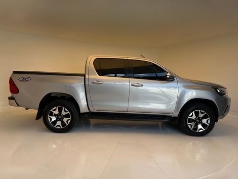 Toyota Hilux CD SRV 4x4 2.8 TDI Diesel Aut.