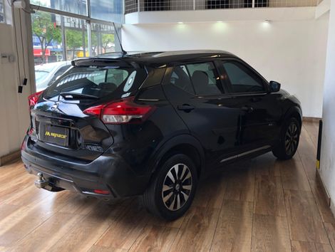 Nissan KICKS SL 1.6 16V FlexStar 5p Aut.