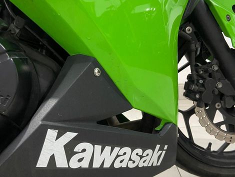 KAWASAKI NINJA 300