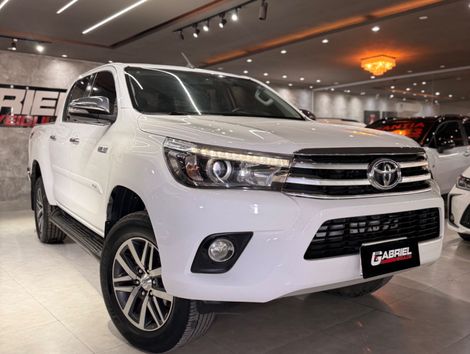 Toyota Hilux CD SRX 4x4 2.8 TDI 16V Diesel Aut.