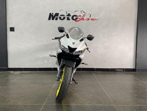 YAMAHA YZF R-15 155 ABS