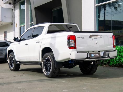 Mitsubishi L200 Triton Sport HPE 2.4 CD Diesel Aut.