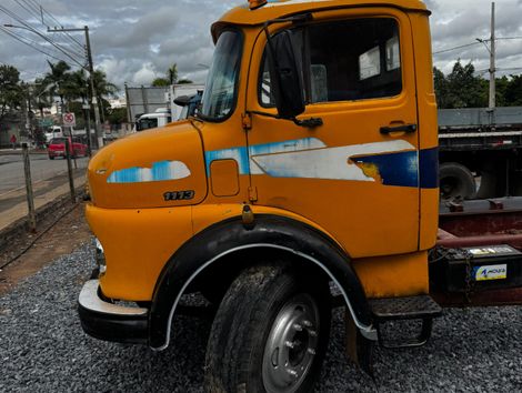 MERCEDES-BENZ L-1113 2p (diesel)