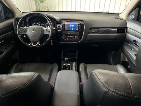 Mitsubishi OUTLANDER 2.0 16V 160cv Aut.