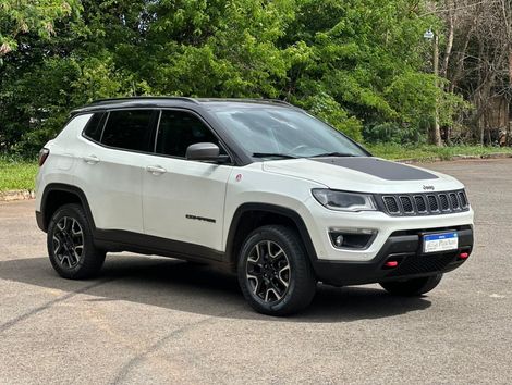 Jeep COMPASS TRAILHAWK 2.0 4x4 Dies. 16V Aut.