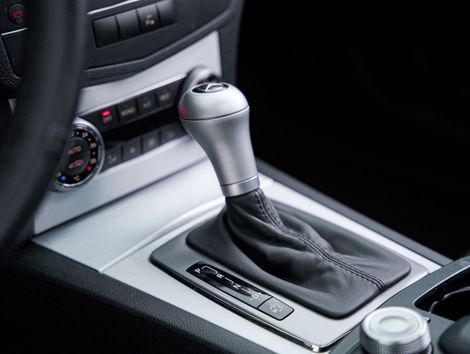 Mercedes C-350 Sport 3.5 V6 272cv