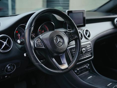 Mercedes GLA 200 Style 1.6 TB 16V/Flex Aut.