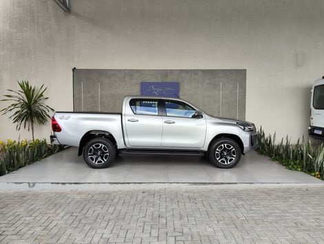 Toyota Hilux CD SRX 4x4 2.8 TDI 16V Diesel Aut.