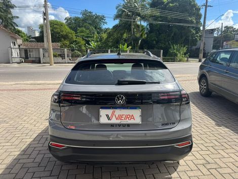 VolksWagen Nivus Highline 1.0 200 TSI Flex Aut.