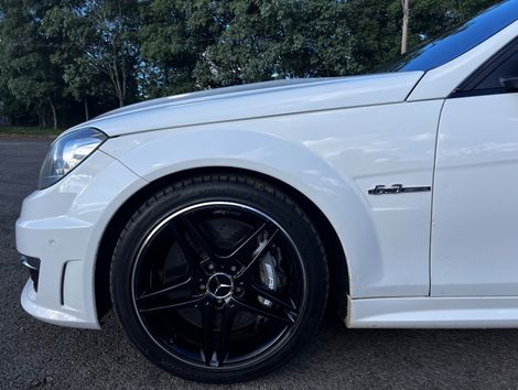 Mercedes C-63 AMG 6.2 V8 Aut.