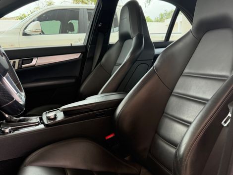 Mercedes C-63 AMG 6.2 V8 Aut.