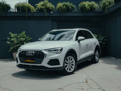 Audi Q3 P. Plus 1.4 TFSI Flex/P.Plus S-tronic