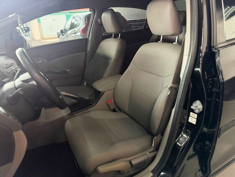 Honda Civic Sedan LXS 1.8/1.8 Flex 16V Aut. 4p